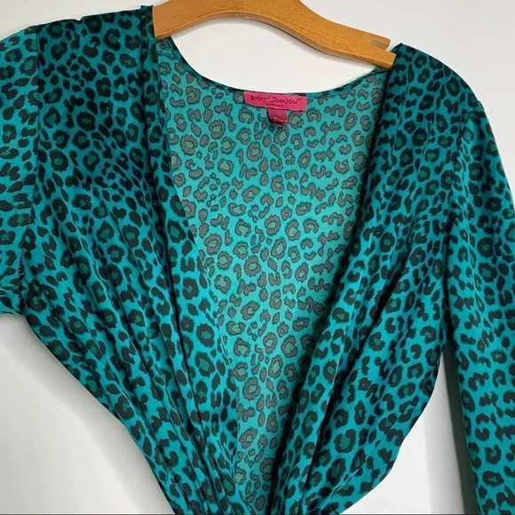 Betsey Johnson Leopard Print Robe - Picture 3 of 8